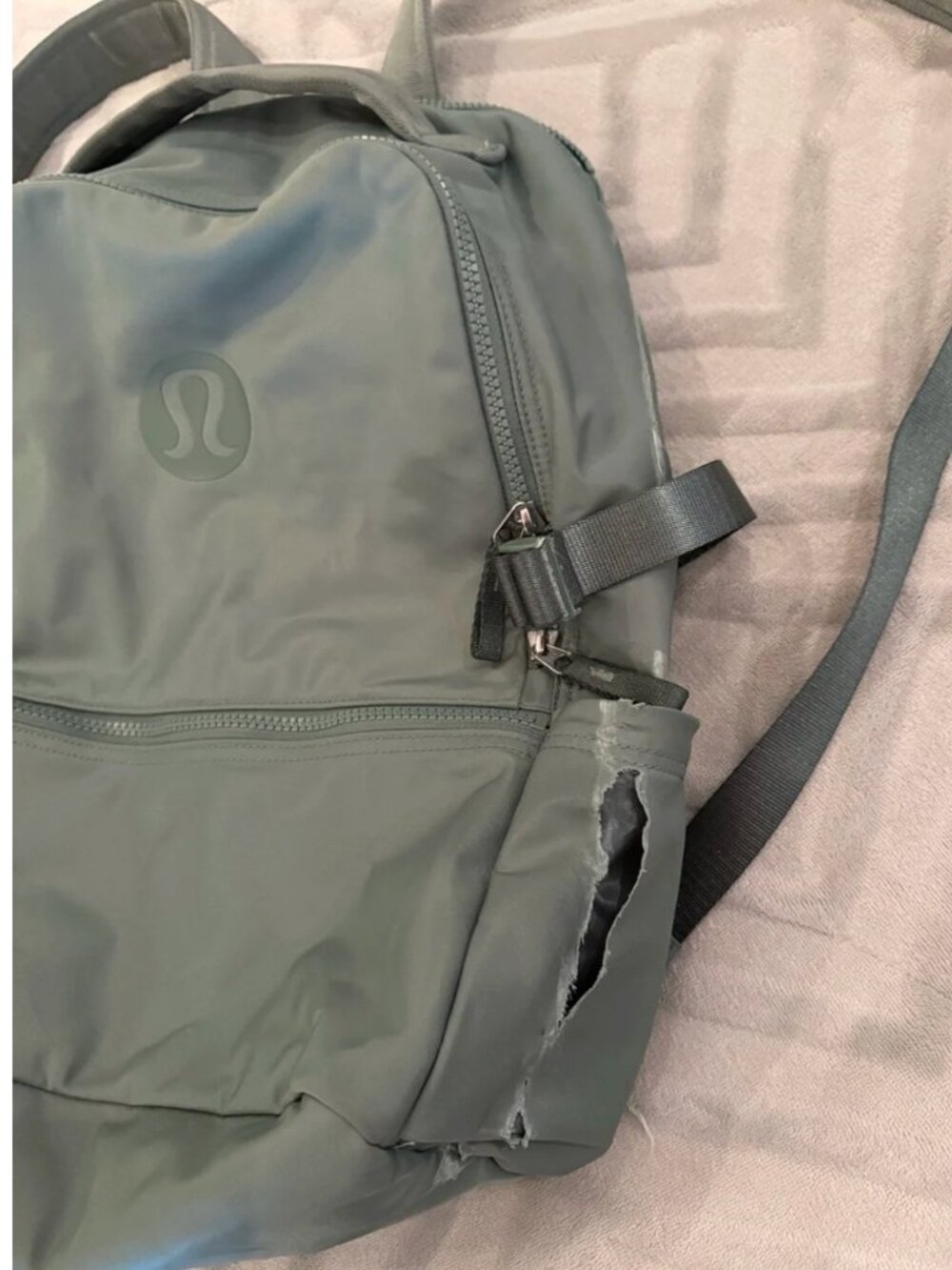 lululemon athletica Olive Green Daily Tech Backpack - Picture 6 of 7